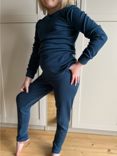 komplet termoaktywny z wełny merino.png